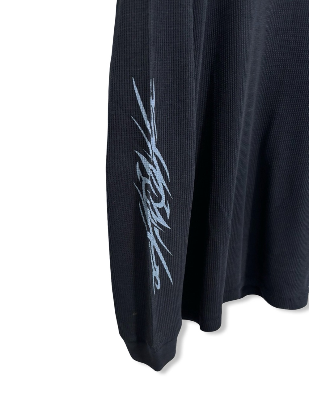 Vintage Y2K Randy River Tribal Skull & Dagger Waffle Knit/ Thermal Shirt - Picture 3 of 4